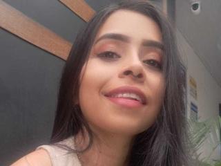 PaulinnaRodriguez - Live sex cam - 23824437