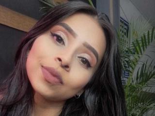 PaulinnaRodriguez - Live sex cam - 23824445