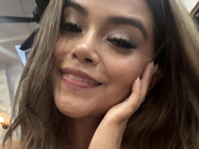 MajoJones - Live sex cam - 23825377