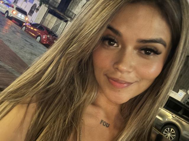 MajoJones - Live Sex Cam - 23825409