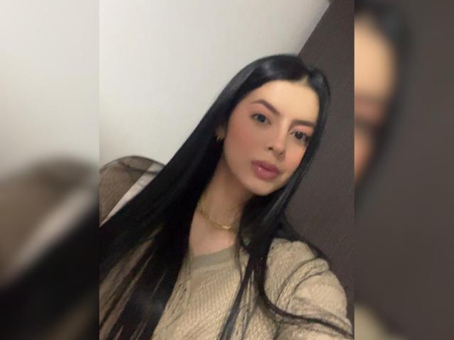 IsabellaJames - Live sex cam - 23826341