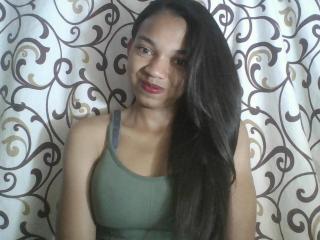 NaomiSunny - Live sexe cam - 23829173