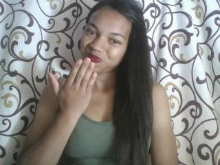 NaomiSunny - Live sex cam - 23829197