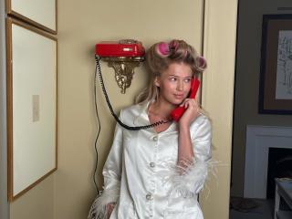 TheHottestBlonde - Live porn &amp; sex cam - 23831905