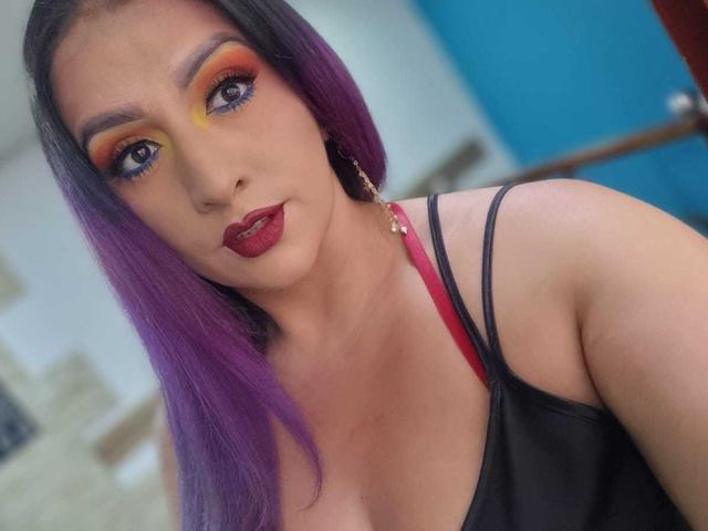 AndreaSharick - Sexe cam en vivo - 23835981