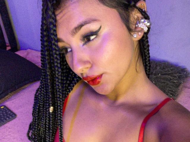 AlessiaFerry - Live porn &amp; sex cam - 23838817