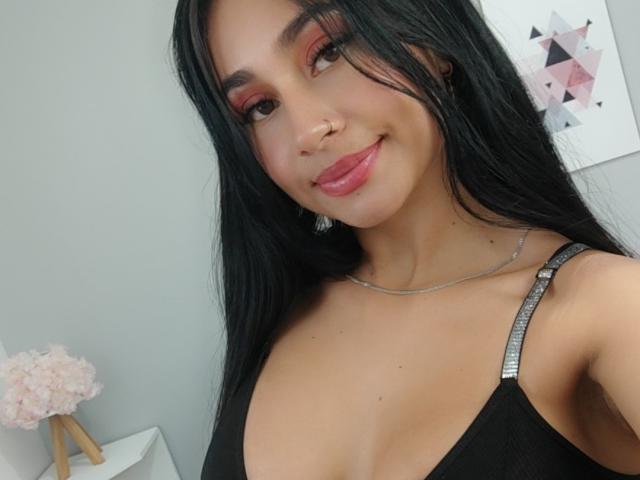 XCandyAlejaX - Live Sex Cam - 23839689