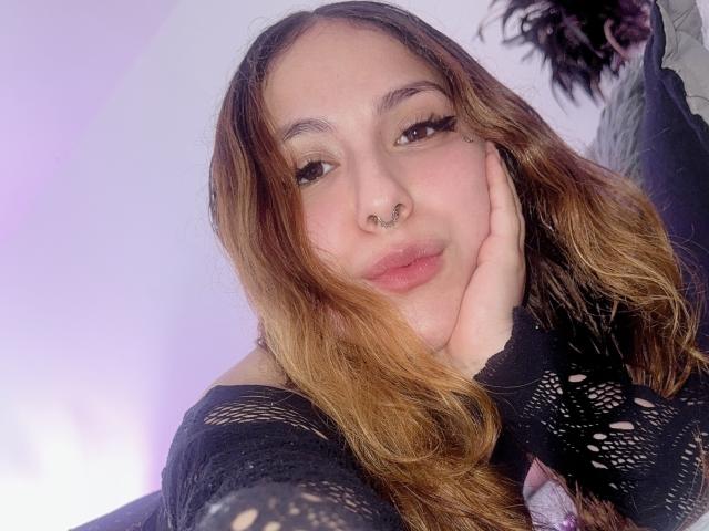 AmberlStha - Live Sex Cam - 23842917