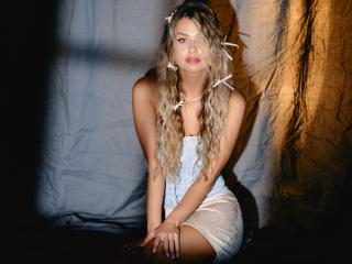 MeganPitts - Live sex cam - 23843425