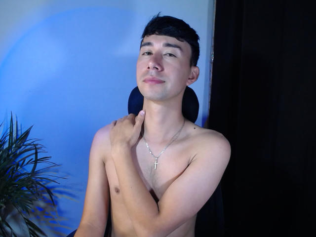 OliverHot69 - Sexe cam en vivo - 23845505