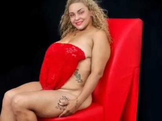 MarieRouxe - Live Sex Cam - 23846925