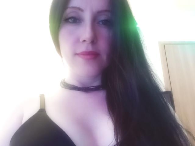 MondBlue - Live sex cam - 23847601