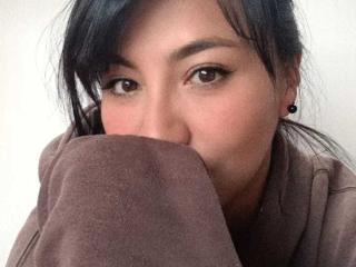 CharlotteBliss - Live Sex Cam - 23849421