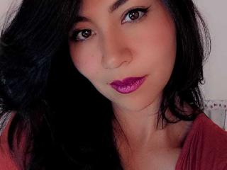 CharlotteBliss - Live Sex Cam - 23849433