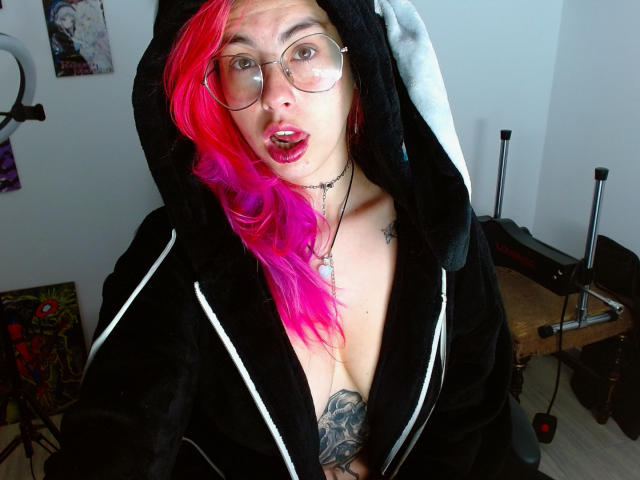 NatashaLau - Live sex cam - 23849993