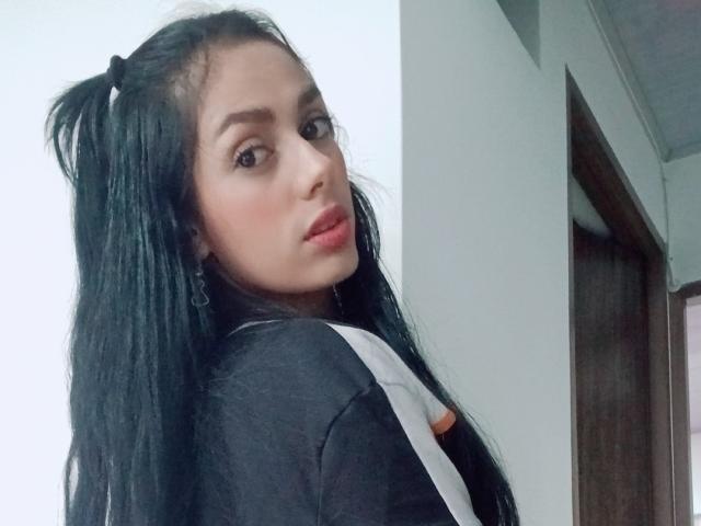 AnaisHilton - Live sex cam - 23852041