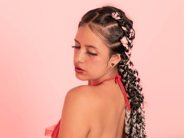 EvaaJhones - Live sex cam - 23852373