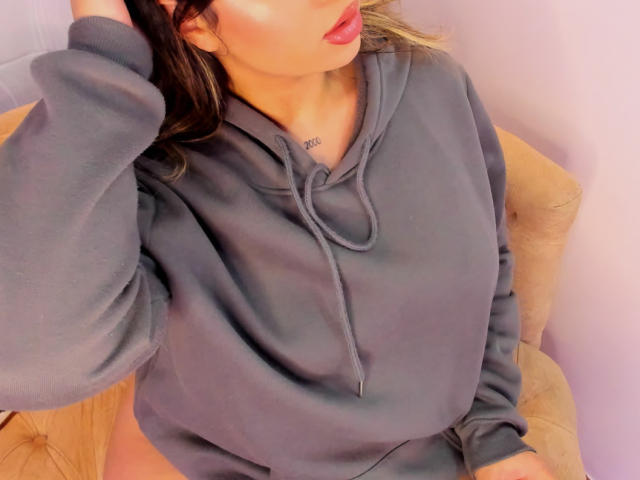 MelissaLust - сексуальная веб-камера в реальном времени - 23854625