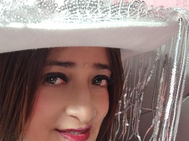 AlessadraJones - Live sexe cam - 23855053