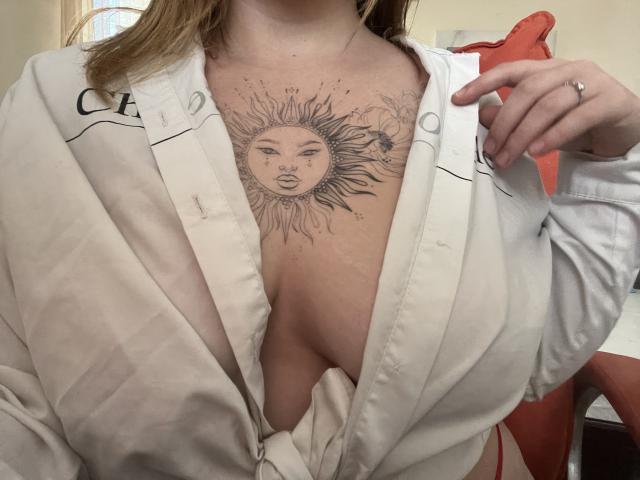 DiLaria - Live sex cam - 23855713