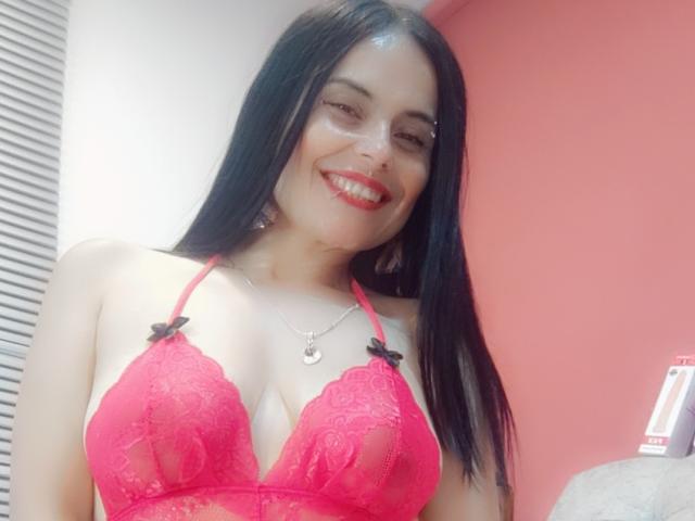 CharlotteCrofort - Live sex cam - 23857485