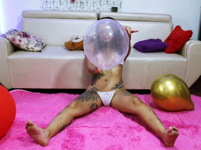 TinaFiery - Sexe cam en vivo - 23861521