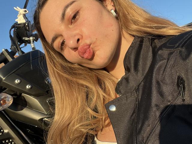 AtheneaRossi - Live sex cam - 23864613