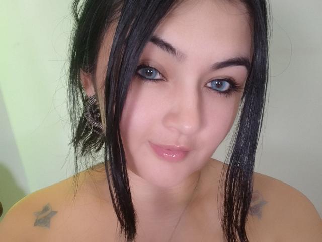 LindaSophieX - сексуальная веб-камера в реальном времени - 23865229