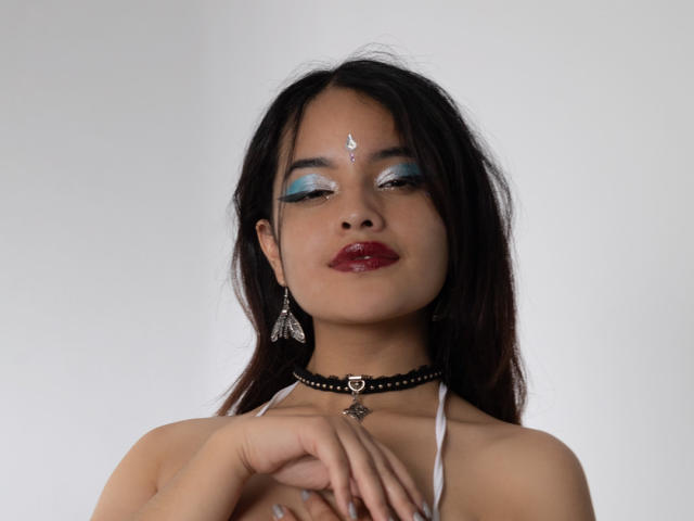 MaloryRousseau - Live Sex Cam - 23868425