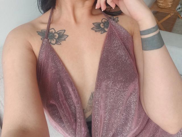 SarahLuna - Sexe cam en vivo - 23868537