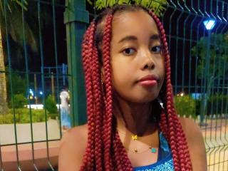 ZubiaSexy - Live Sex Cam - 23869713