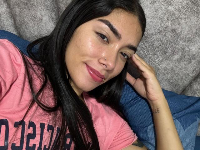 SharonKlart - Live porn &amp; sex cam - 23877845