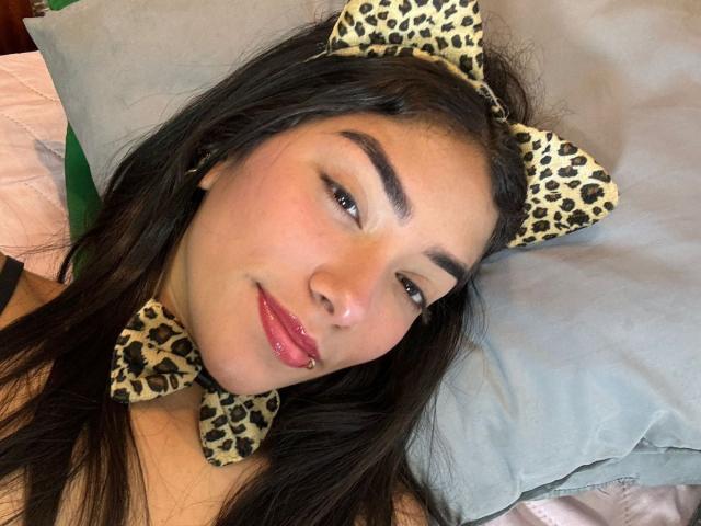 SharonKlart - Live sex cam - 23877913