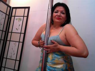 Cristinne69 - Chat cam sexy with a platinum hair Mature 