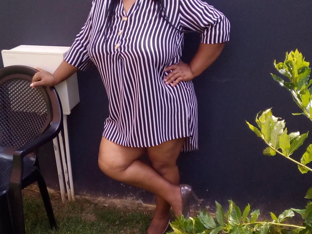 KillerBoobsLona - сексуальная веб-камера в реальном времени - 23883409