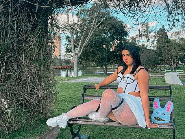 LolaOberle - Live porn &amp; sex cam - 23884445