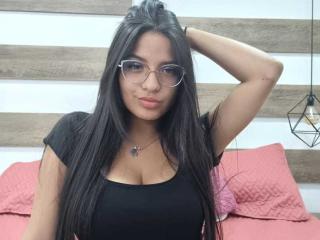 LailaBarker - Live porn & sex cam - 23885153
