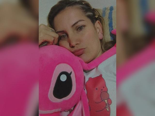 GiuliaAddams - Live sex cam - 23885197