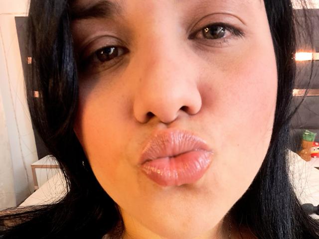 VivianaThomson - Live sex cam - 23886061