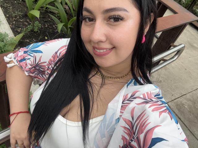 AshleeyBella - Live Sex Cam - 23887773