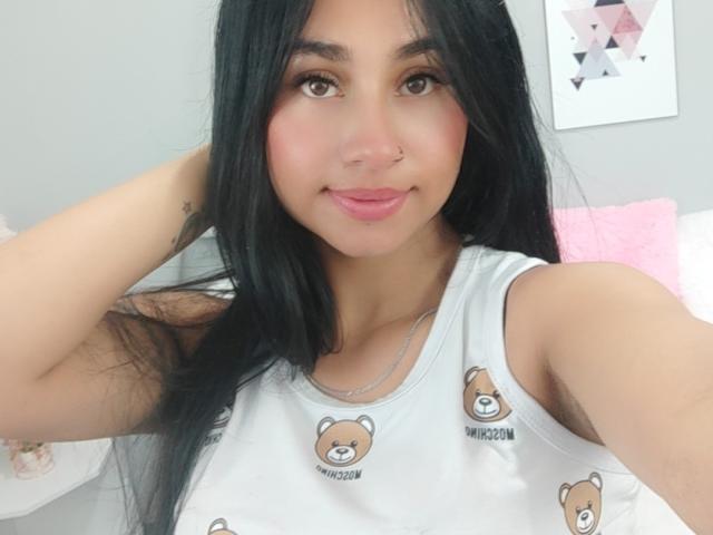 XCandyAlejaX - Live sex cam - 23891509