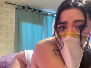 AishaGhulam - Live Sex Cam - 23893765