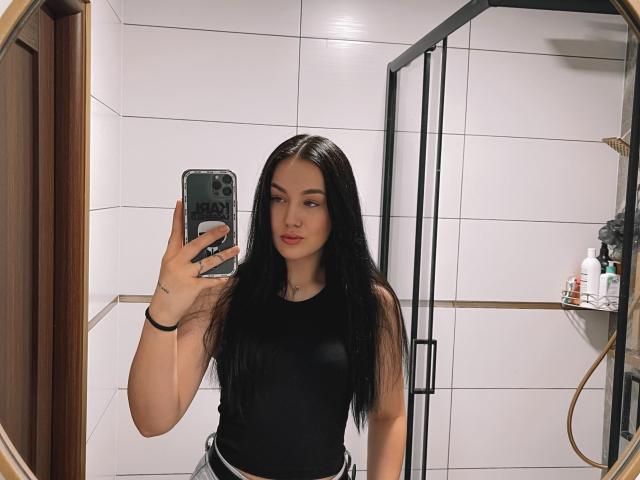 WinterJamie - Live sex cam - 23898233