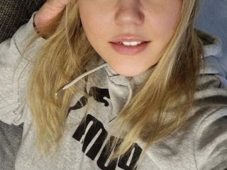LiesaBDSM-hot - Live sex cam - 23900185