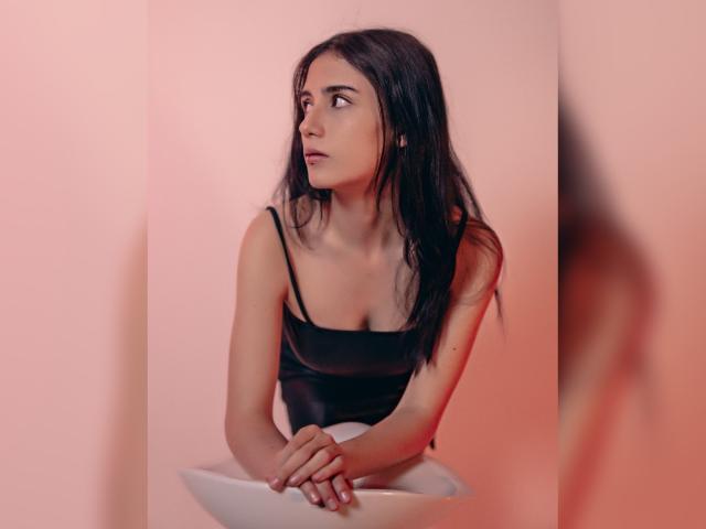 ValerieBanks - Live porn &amp; sex cam - 23902453