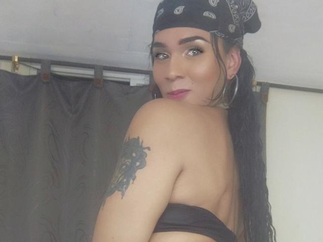 DiosaV - Sexe cam en vivo - 23902729