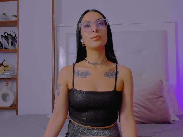 SarahLuna - Live sex cam - 23905413