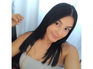 TalianaSquirt - Élő pornó és szexkamera - 23907377