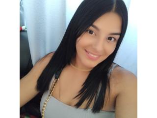 TalianaSquirt - Live porn &amp; sex cam - 23907381
