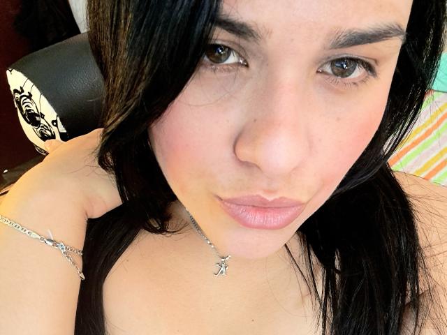 VivianaThomson - ライブポルノ&amp;セックスカム - 23911069